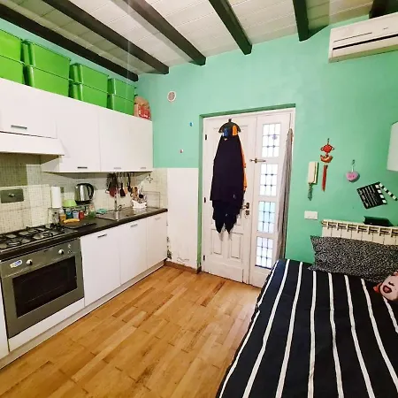 In Little Villa, Comforts Rome